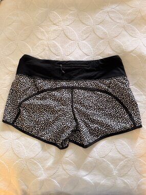 Y2K Lululemon Speed Up Shorts